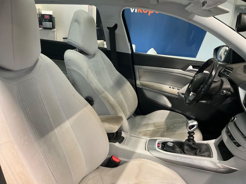Peugeot 308 2.0 Blue-HDi Allure 2014 – снимка 3
