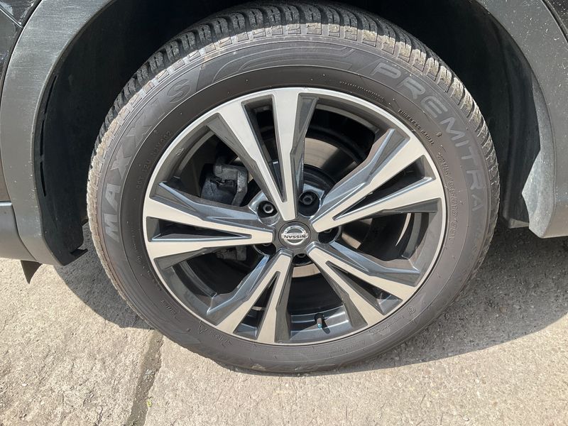Nissan Qashqai 1.3 DIG-T N-Connecta 2019 – снимка 3