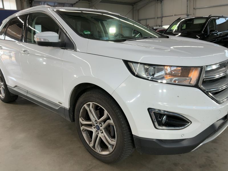 Ford Edge 2.0 TDCi Bi-Turbo Titanium 4x4 — zdjęcie 8
