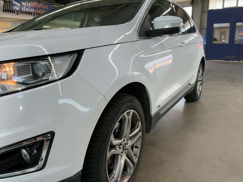 Ford Edge 2.0 TDCi Bi-Turbo Titanium 4x4 — zdjęcie 2