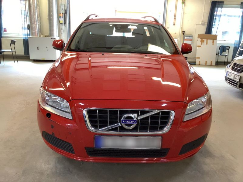 Volvo V70 1.6 T4 Kinetic — zdjęcie 9