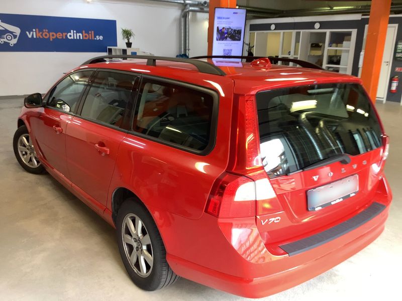 Volvo V70 1.6 T4 Kinetic — zdjęcie 3