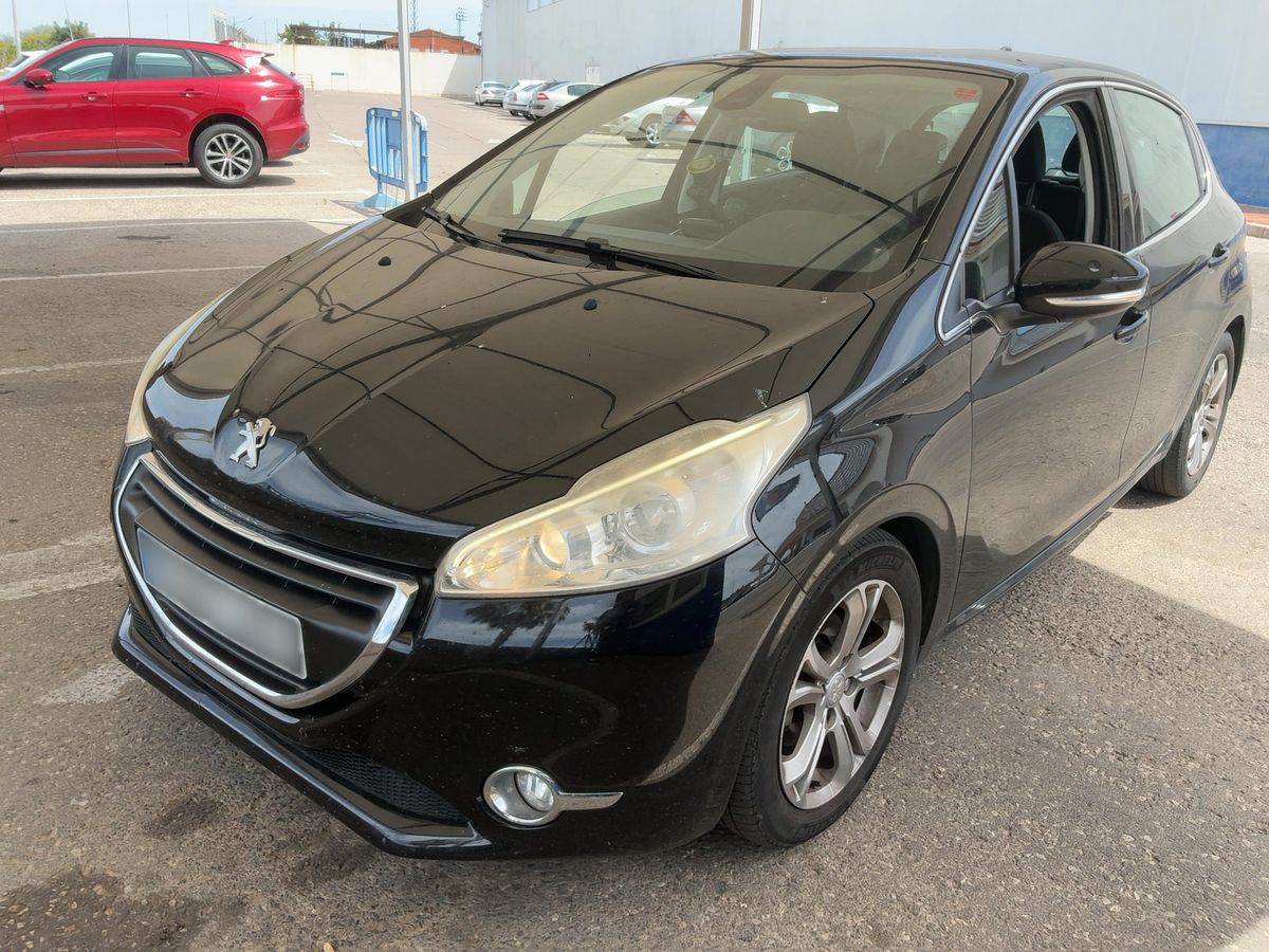 Peugeot 208 2015