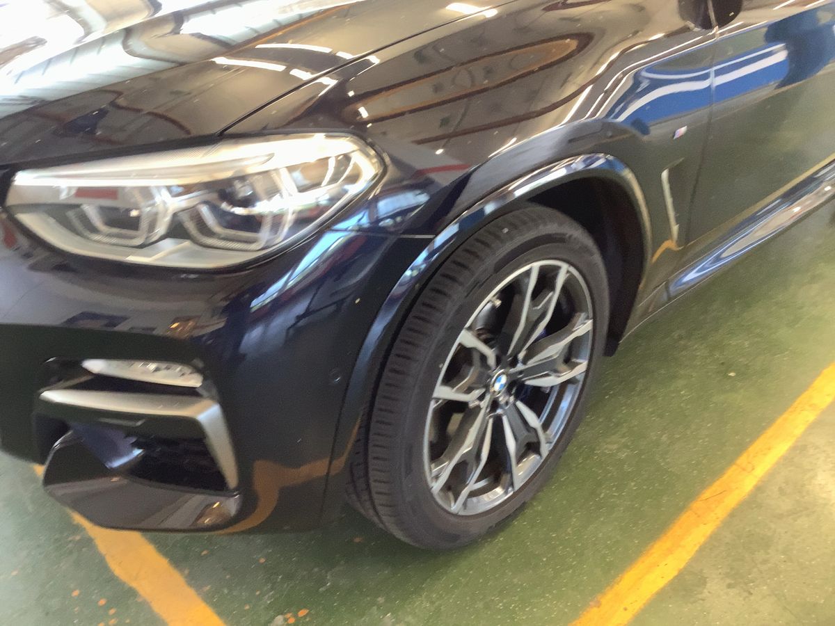 BMW X4 M40i