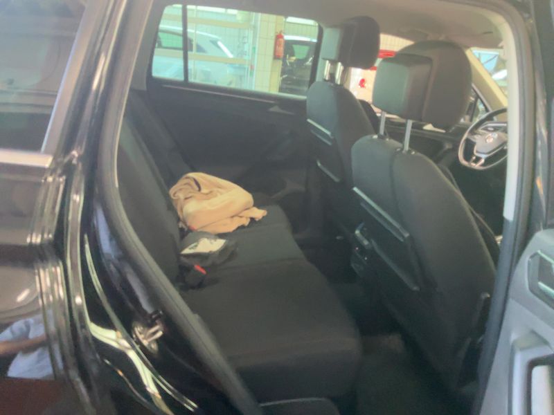 Volkswagen Tiguan 2.0 TDI Sound BlueMotion Tech 2018 – снимка 19