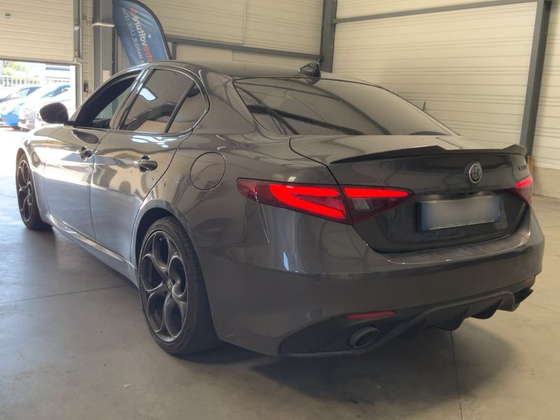 Alfa Romeo Giulia 2.0 Turbo Veloce — zdjęcie 3