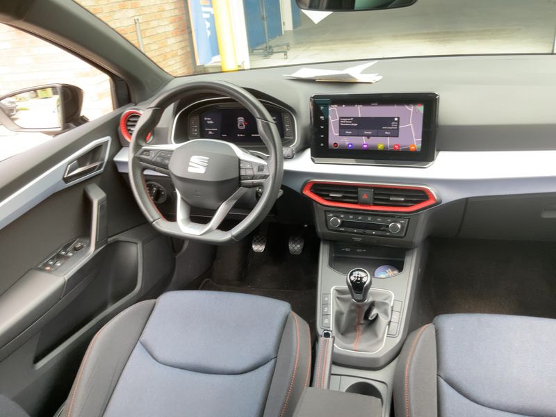 Seat Ibiza 1.0 TSI FR — zdjęcie 12