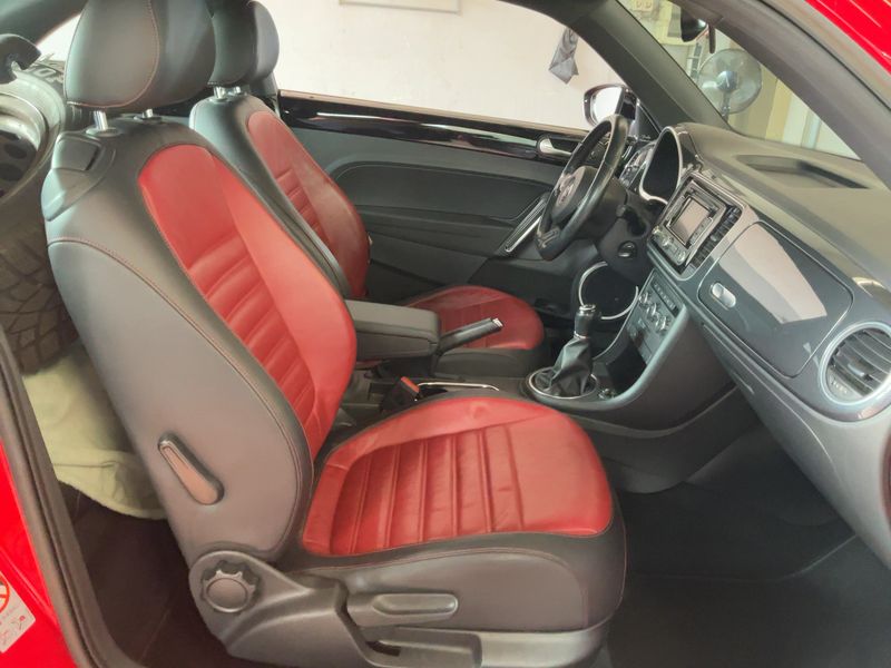 Volkswagen Beetle 1.4 TSI Sport — zdjęcie 11
