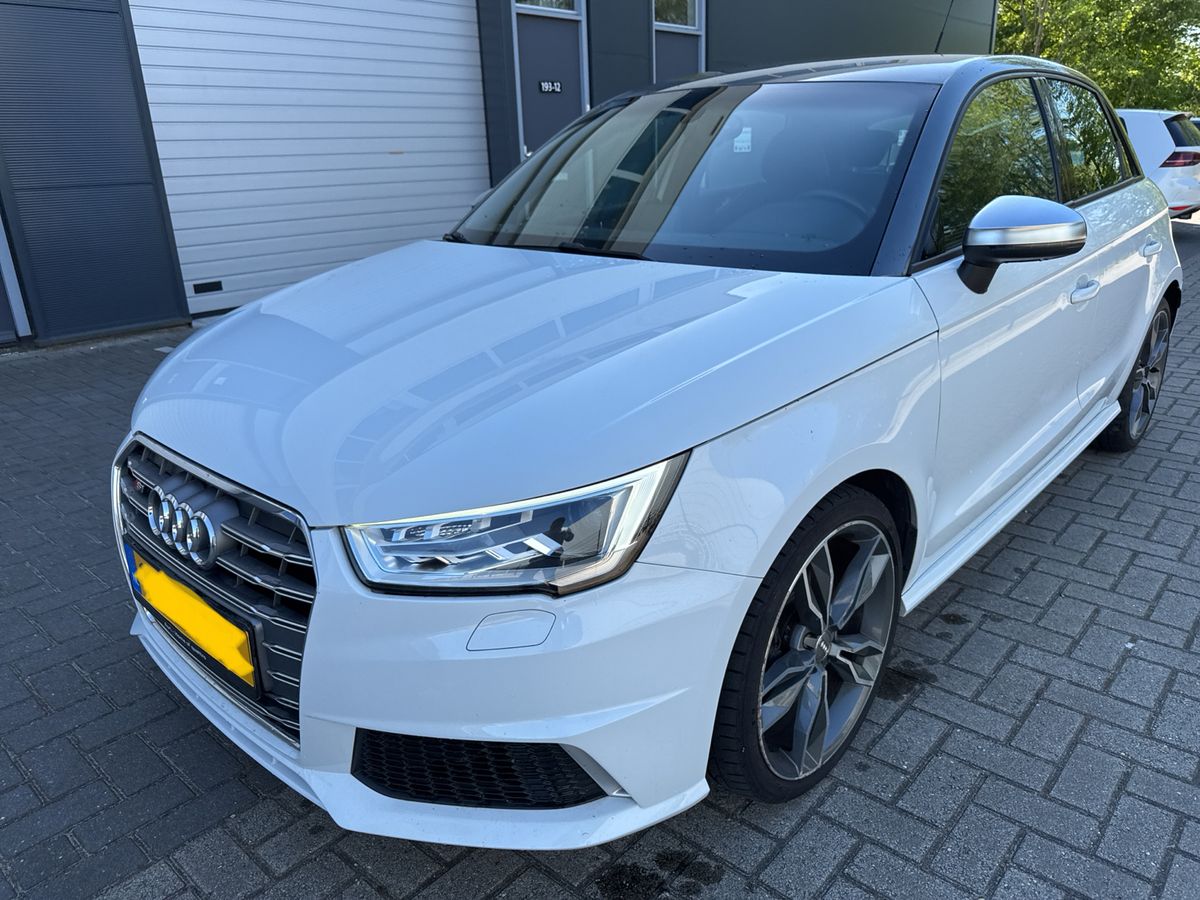 Audi S1 Sportback 2.0 TFSI quattro
