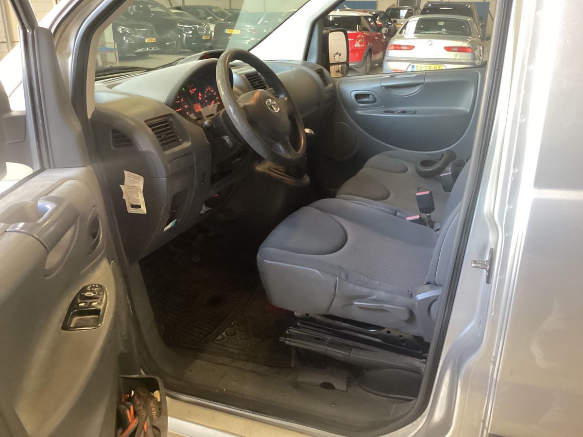 Toyota ProAce 2014 — photo 17
