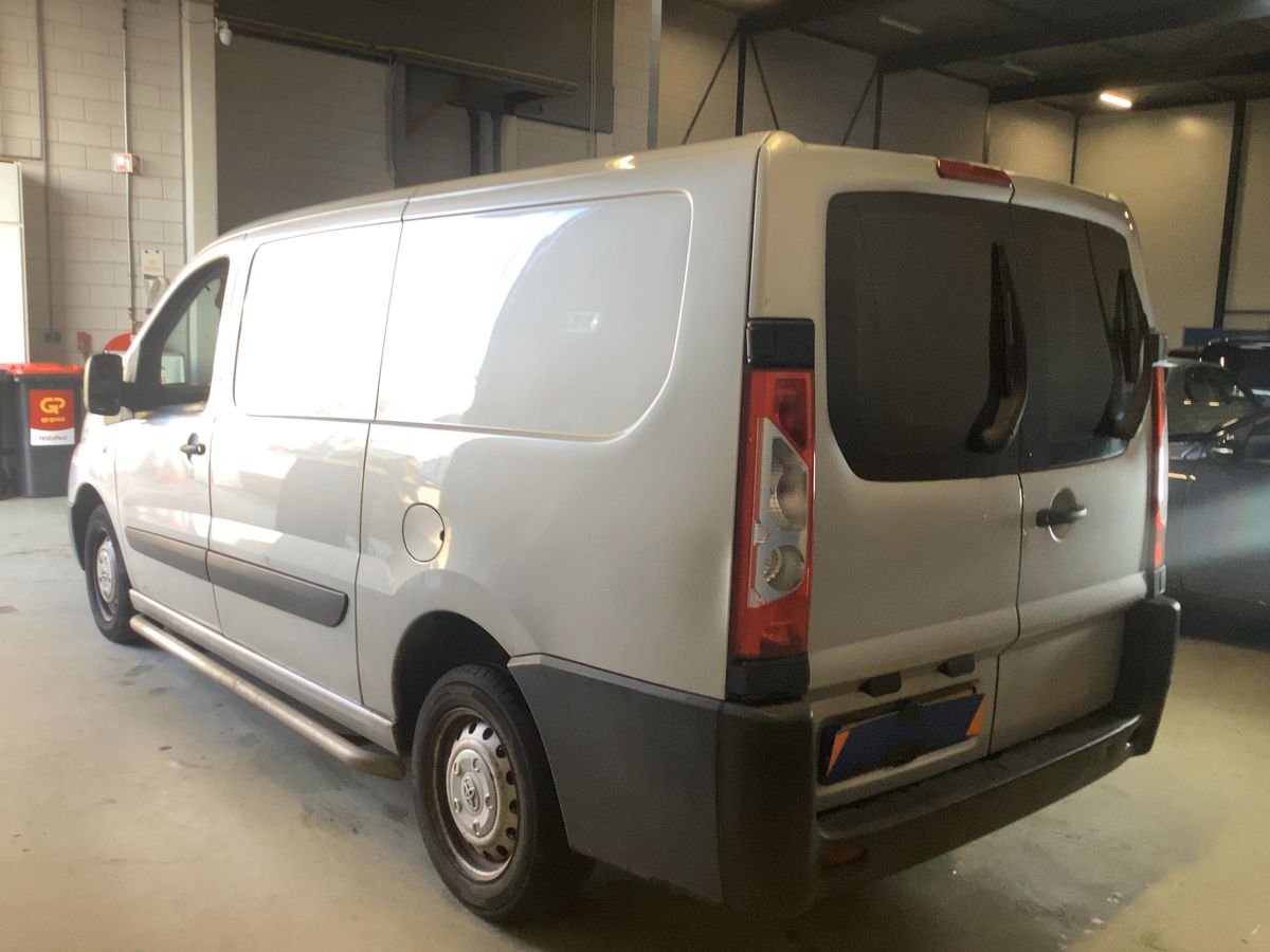 Toyota ProAce 2014 — photo 7