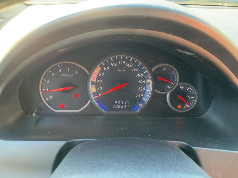 Mitsubishi Grandis 2.0 DI-D Intense — zdjęcie 15