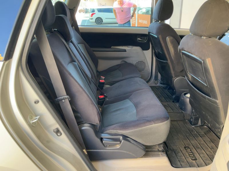 Mitsubishi Grandis 2.0 DI-D Intense — zdjęcie 14