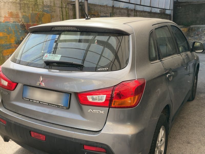 Mitsubishi ASX 1.8 DI-D Intense 4WD — zdjęcie 6