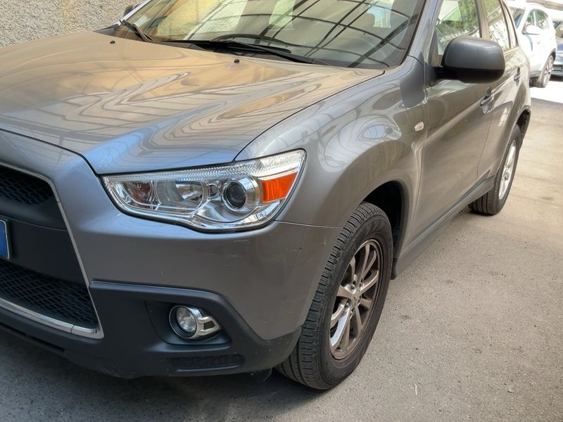 Mitsubishi ASX 1.8 DI-D Intense 4WD — zdjęcie 2