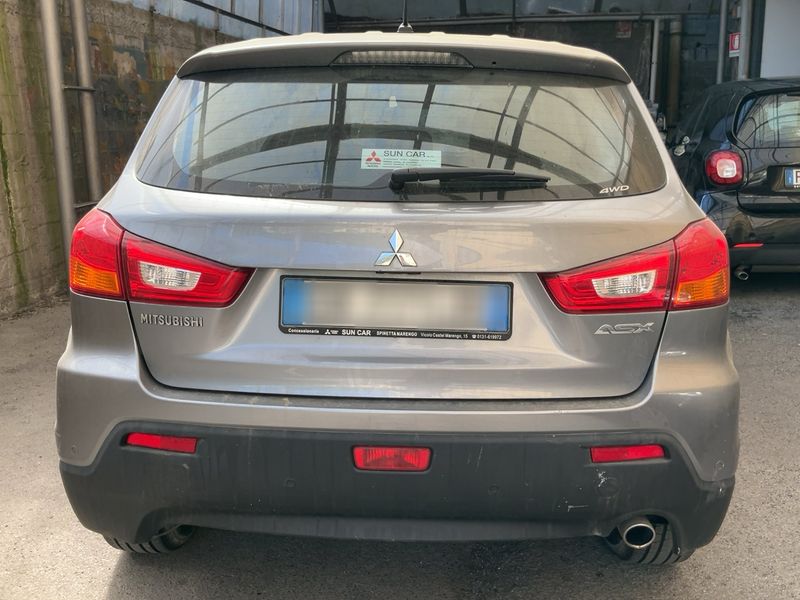 Mitsubishi ASX 1.8 DI-D Intense 4WD — zdjęcie 5