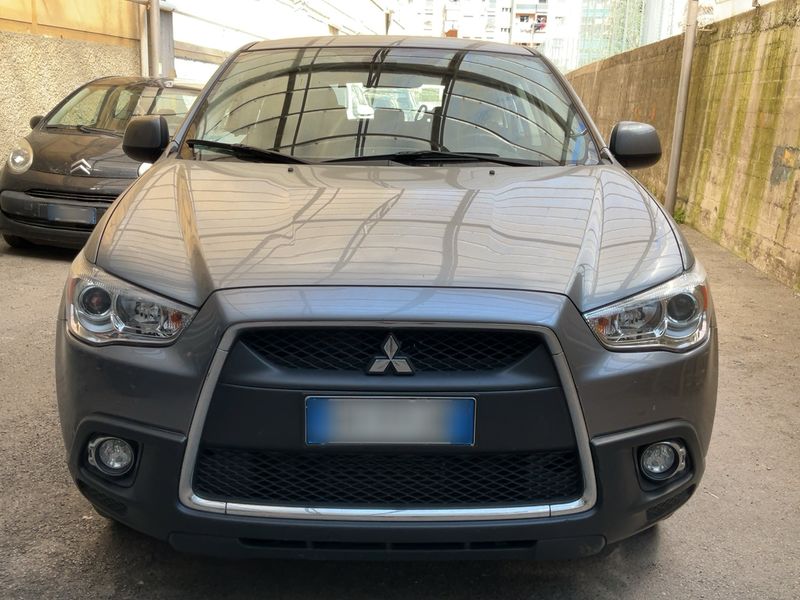 Mitsubishi ASX 1.8 DI-D Intense 4WD — zdjęcie 9