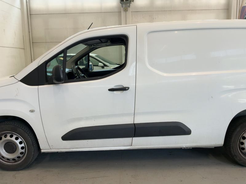Citroen Berlingo 1.5 Blue-HDi Club XL 2021 – снимка 4