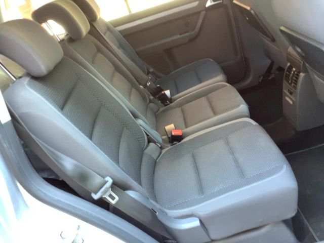 Volkswagen Touran 2.0 TDI Comfortline — zdjęcie 14