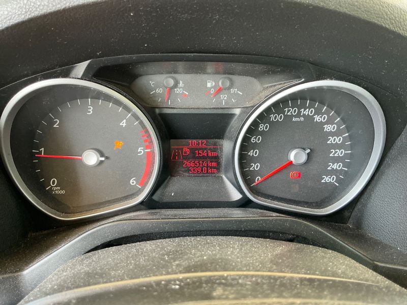 Ford Galaxy 1.8 TDCi Trend — zdjęcie 4