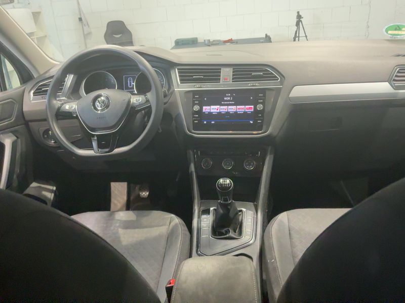 Volkswagen Tiguan Allspace 1.5 TSI ACT Trendline — zdjęcie 12