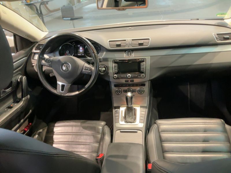 Volkswagen CC 2.0 TDI BlueMotion Tech — zdjęcie 12