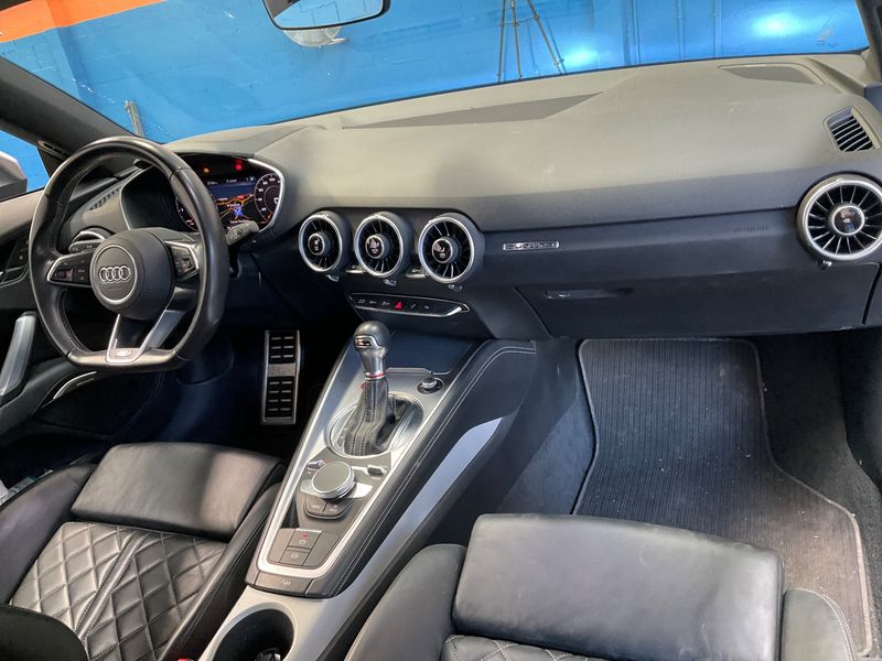 Audi TTS 2.0 TFSI quattro Coupe — zdjęcie 12