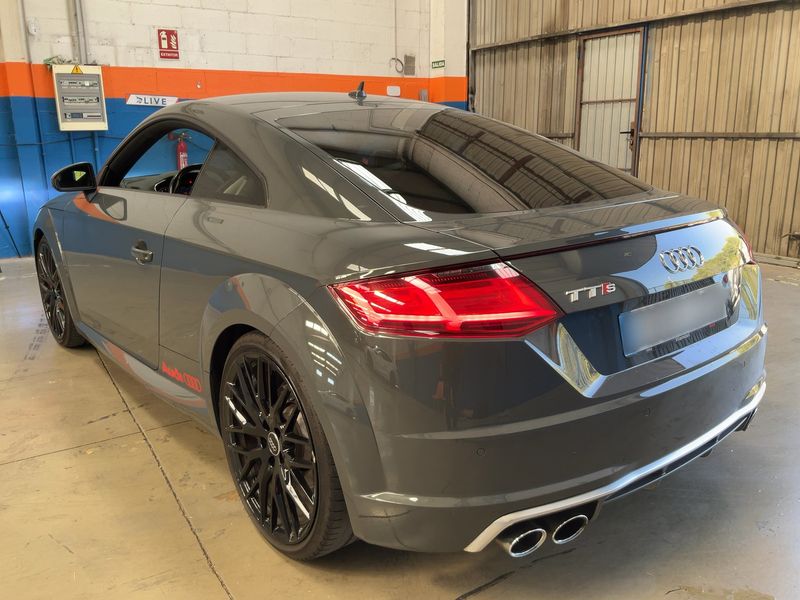 Audi TTS 2.0 TFSI quattro Coupe — zdjęcie 3