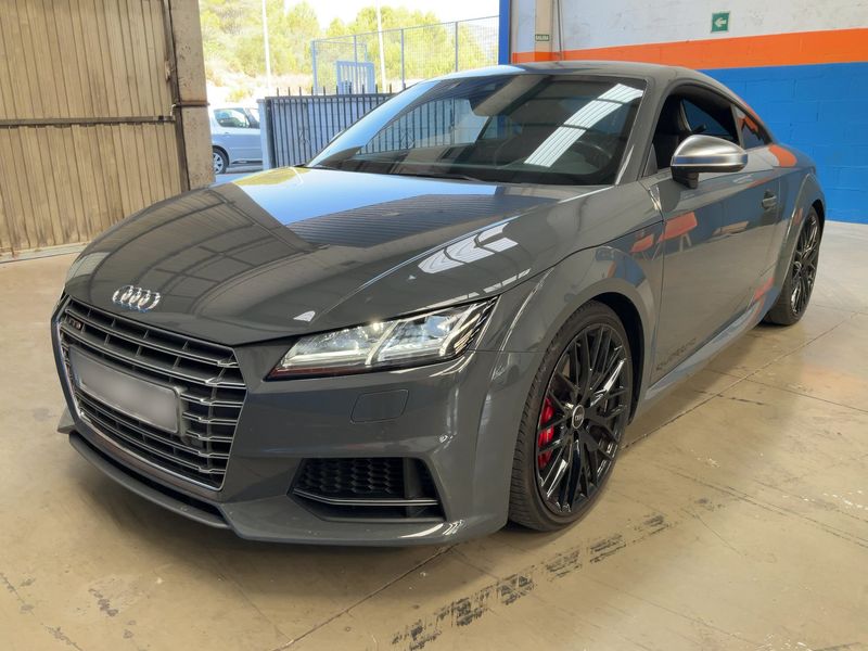Audi TTS 2.0 TFSI quattro Coupe