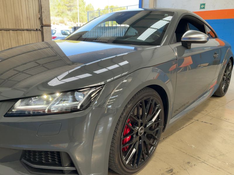 Audi TTS 2.0 TFSI quattro Coupe — zdjęcie 2