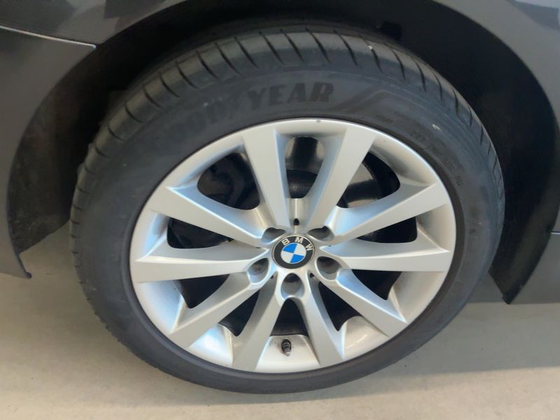 BMW 5er 530d xDrive 2016 – снимка 9