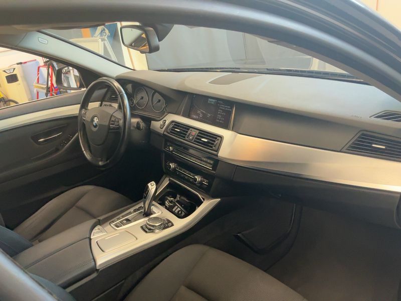 BMW 5er 530d xDrive 2016 – снимка 18