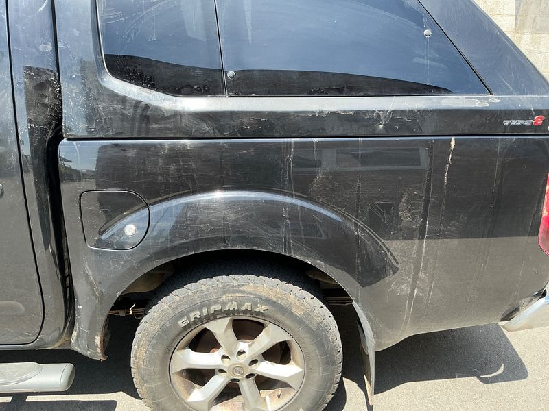 Nissan Navara Pick-up 2.5 dCi Double Cab LE 4x4 2011 – снимка 34