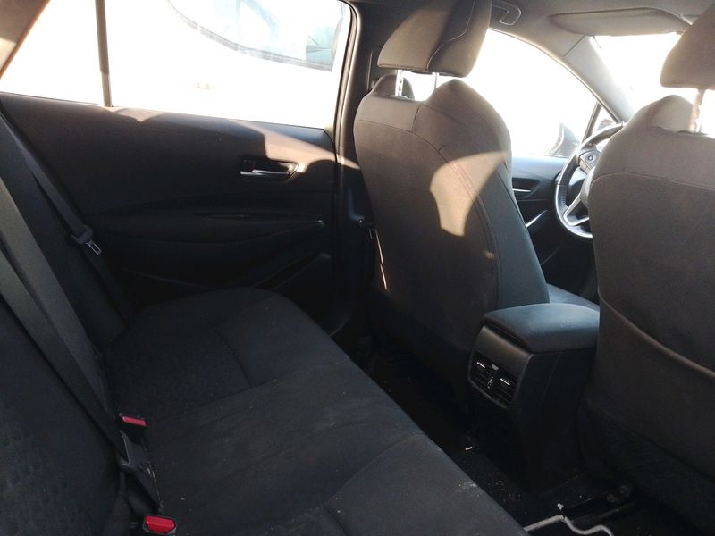 Toyota Corolla 1.8 Hybrid Active — zdjęcie 12
