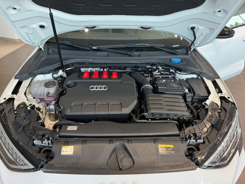 Audi S3 Sportback 2.0 TFSI quattro — zdjęcie 8