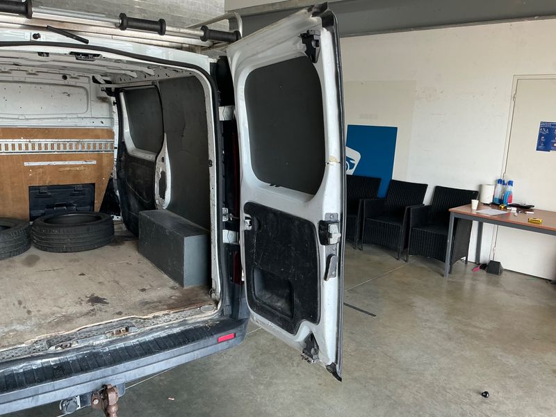 Renault Trafic 1.6 dCi Grand Confort L1H1 1000 2017 – снимка 31