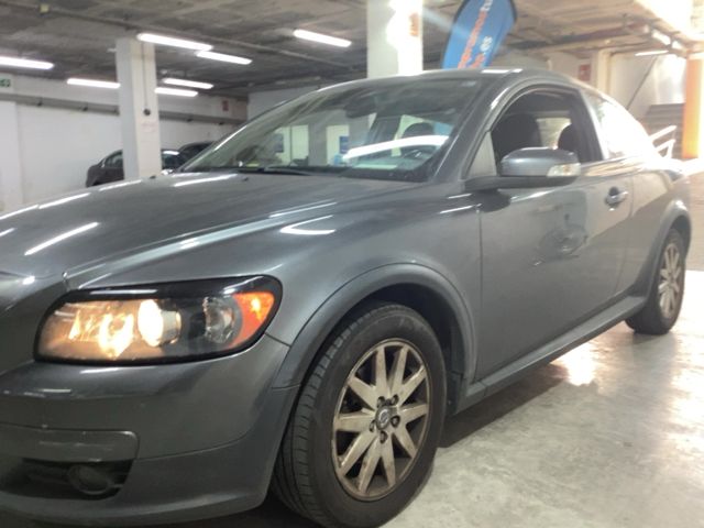 Volvo C30 1.8 F Momentum — zdjęcie 2