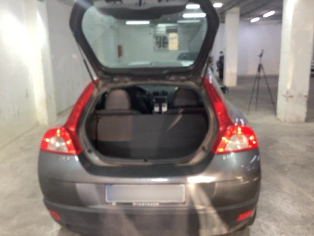 Volvo C30 1.8 F Momentum — zdjęcie 10