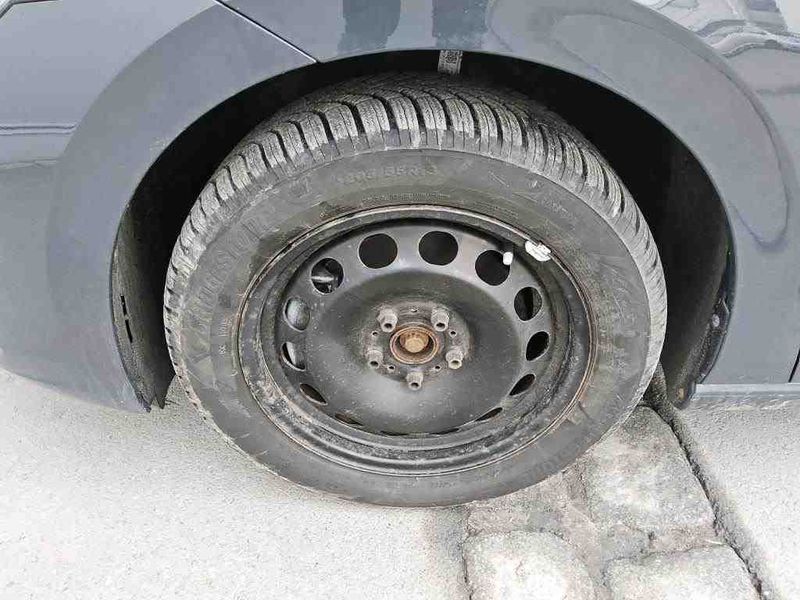 Volkswagen Golf VIII 2.0 TDI Life — zdjęcie 21