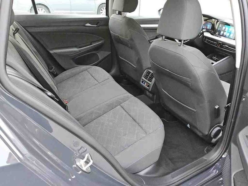 Volkswagen Golf VIII 2.0 TDI Life — zdjęcie 12