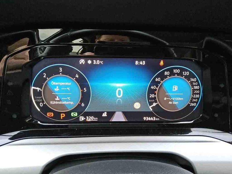 Volkswagen Golf VIII 2.0 TDI Life — zdjęcie 14