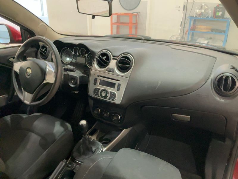 Alfa Romeo MiTo 1.4 Impression — zdjęcie 12