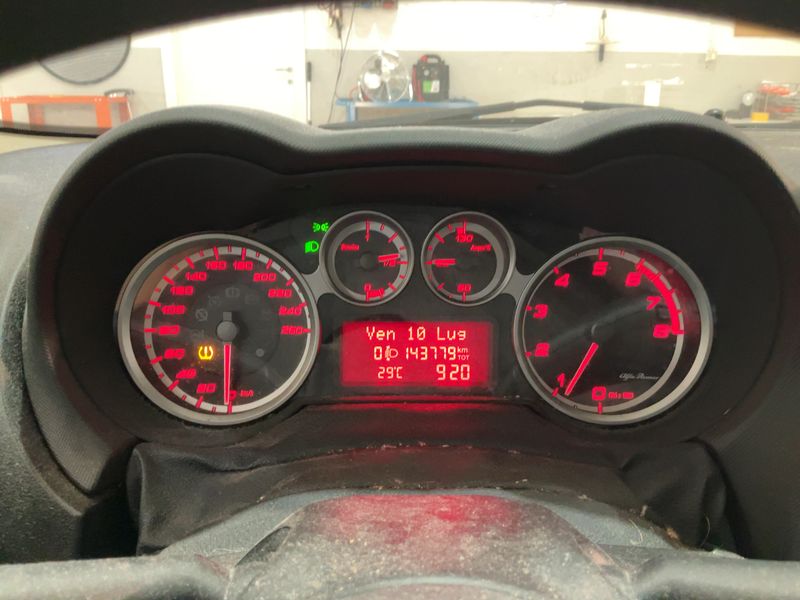 Alfa Romeo MiTo 1.4 Impression — zdjęcie 13