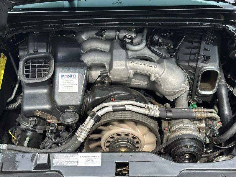 Porsche 911 993 Carrera 4S — zdjęcie 23