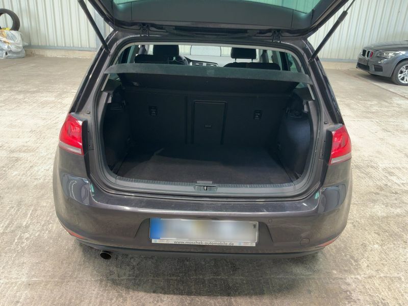 Volkswagen Golf VII 1.6 TDI Lounge BlueMotion Tech — zdjęcie 10