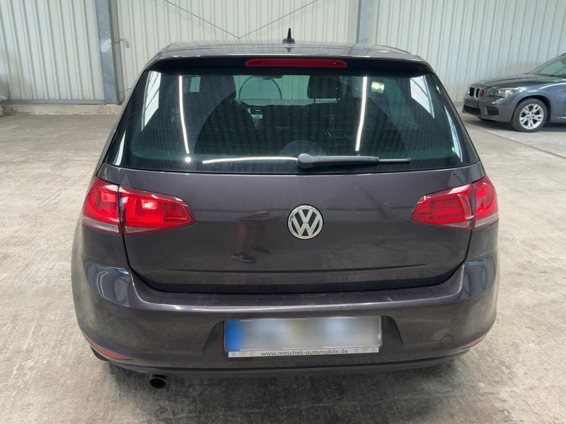 Volkswagen Golf VII 1.6 TDI Lounge BlueMotion Tech — zdjęcie 5