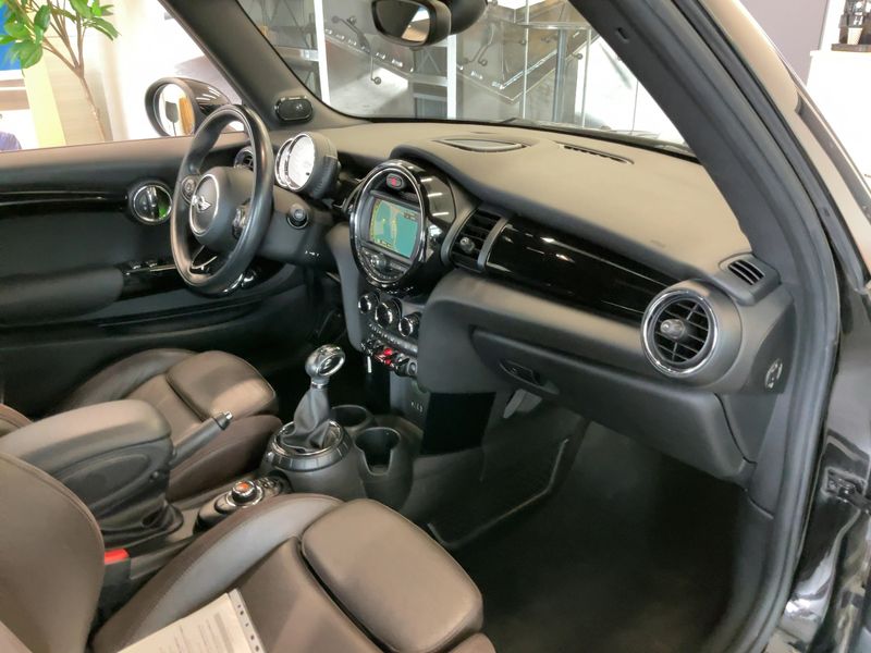 MINI Cabrio Cooper S — zdjęcie 12