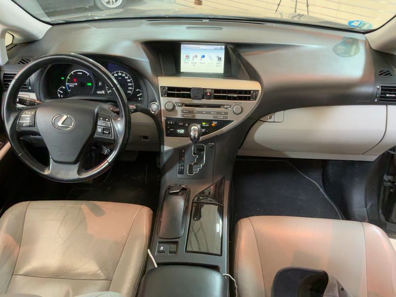 Lexus RX-Serie RX 450h Executive — zdjęcie 12