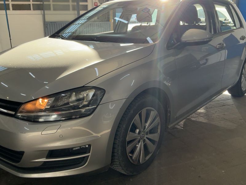 Volkswagen Golf VII 1.6 TDI Advance BlueMotion Tech — zdjęcie 2