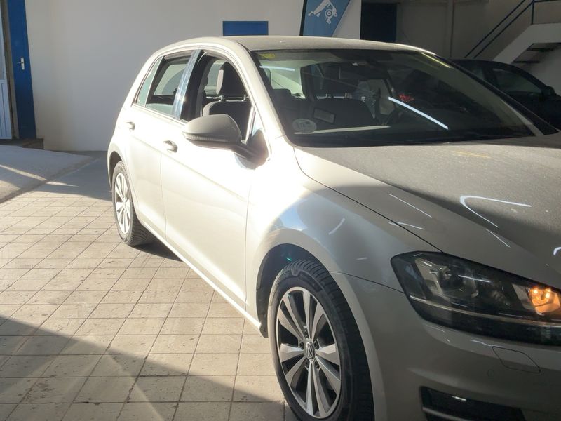 Volkswagen Golf VII 1.6 TDI Advance BlueMotion Tech — zdjęcie 8